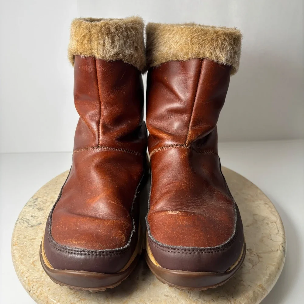 Chaco Borealis MidSpice‎ Women's Leather Fur Lined Winter Boots Size 8